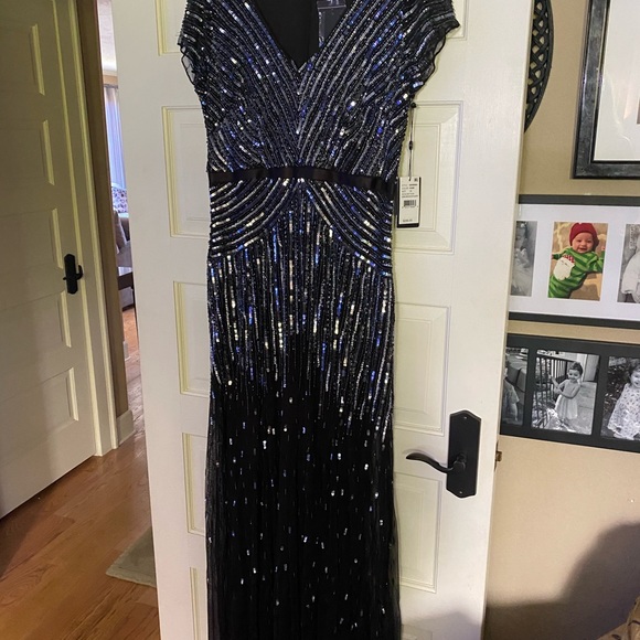 COPY - New Adrianna Papell Gown - Picture 2 of 6